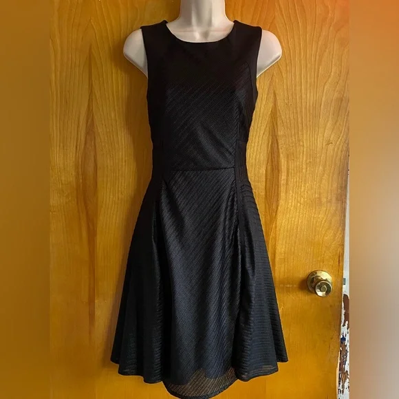 belle badgley mischka black dress Jewel Badgley Mischka Maya Strapless Lace Midi Dress - 10
